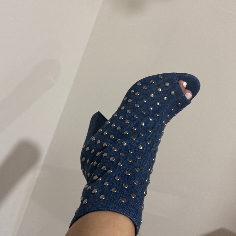 Jessica Simpson Studded Blue Ankle Boots - Picture 5 of 6